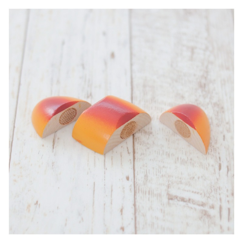 《presentいちご付き》名入れ付き・包丁屋さんAセット　(木のおもちゃ　ままごと)