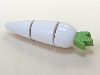 《presentいちご付き》名入れ付き・包丁屋さん Cセット　(木のおもちゃ　ままごと)