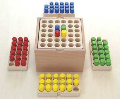 ペグゲームセット・ベーシック　木のおもちゃ（ゲーム）