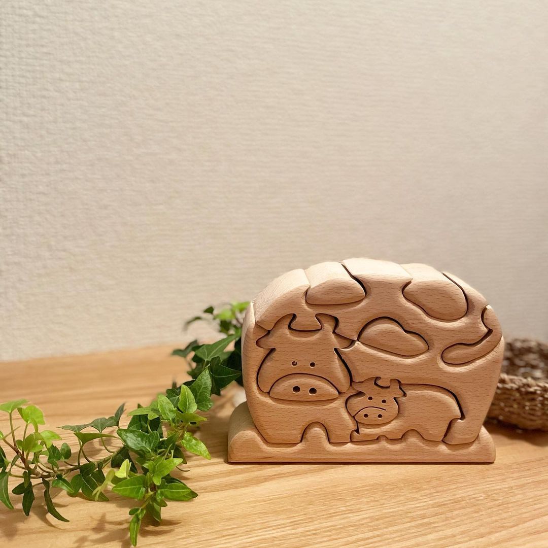 期間限定★特別価格・立体パズル　うし（木のおもちゃパズル）