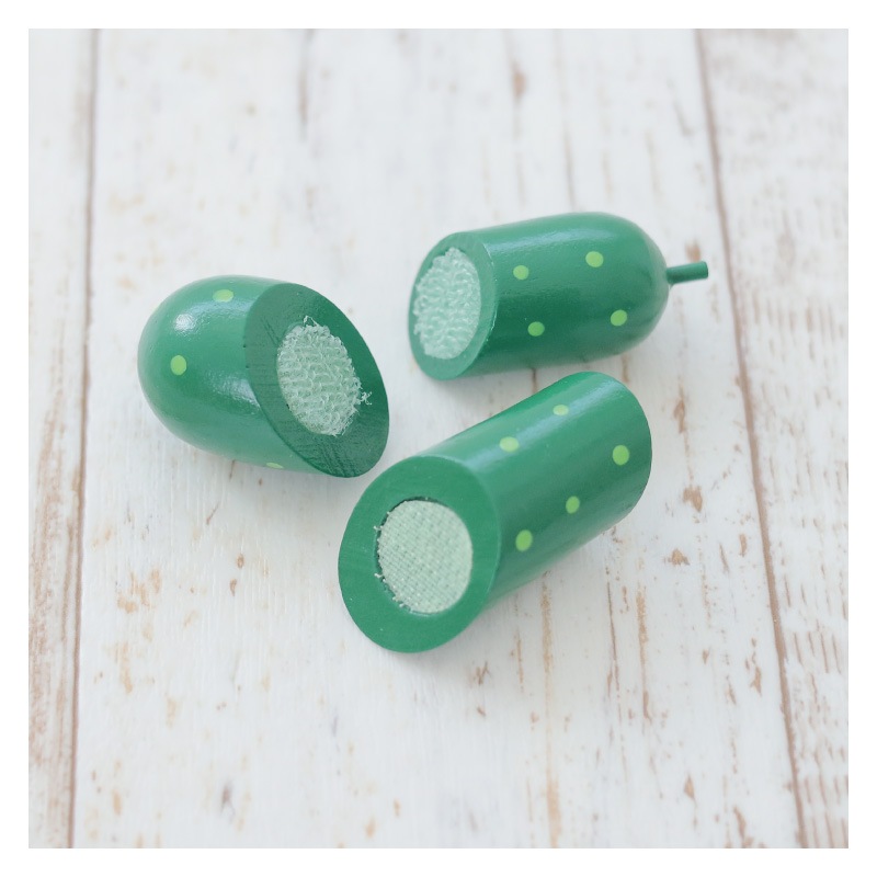 《presentいちご付き》包丁屋さん Bセット　(木のおもちゃ　ままごと)