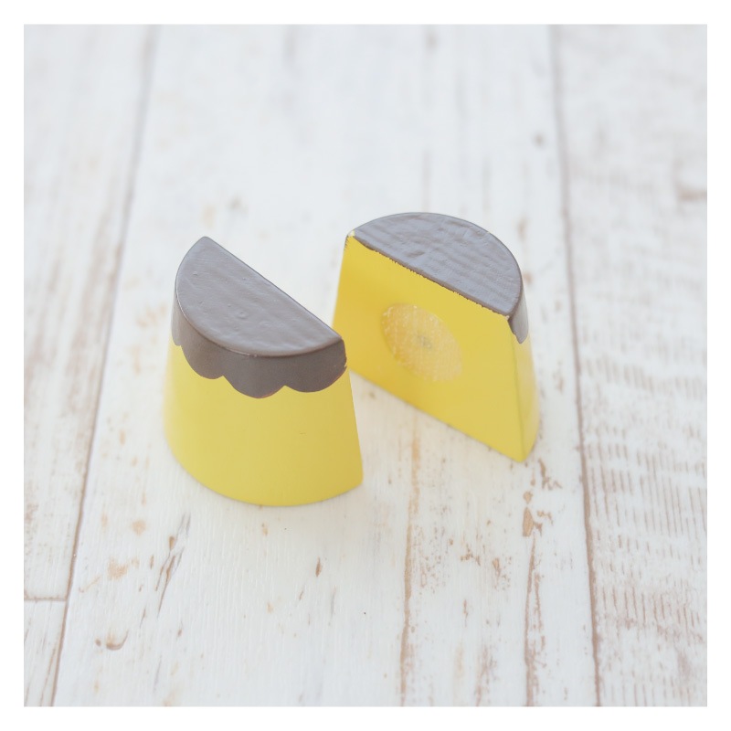 《presentいちご付き》包丁屋さん Bセット　(木のおもちゃ　ままごと)