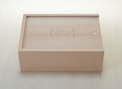 《presentいちご付き》包丁屋さん Dセット　(木のおもちゃ　ままごと)