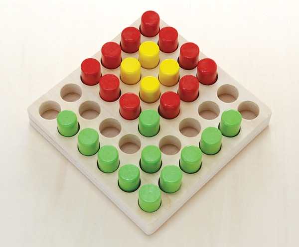 名入れ付き・ペグゲームセット・ベーシック　木のおもちゃ（ゲーム）