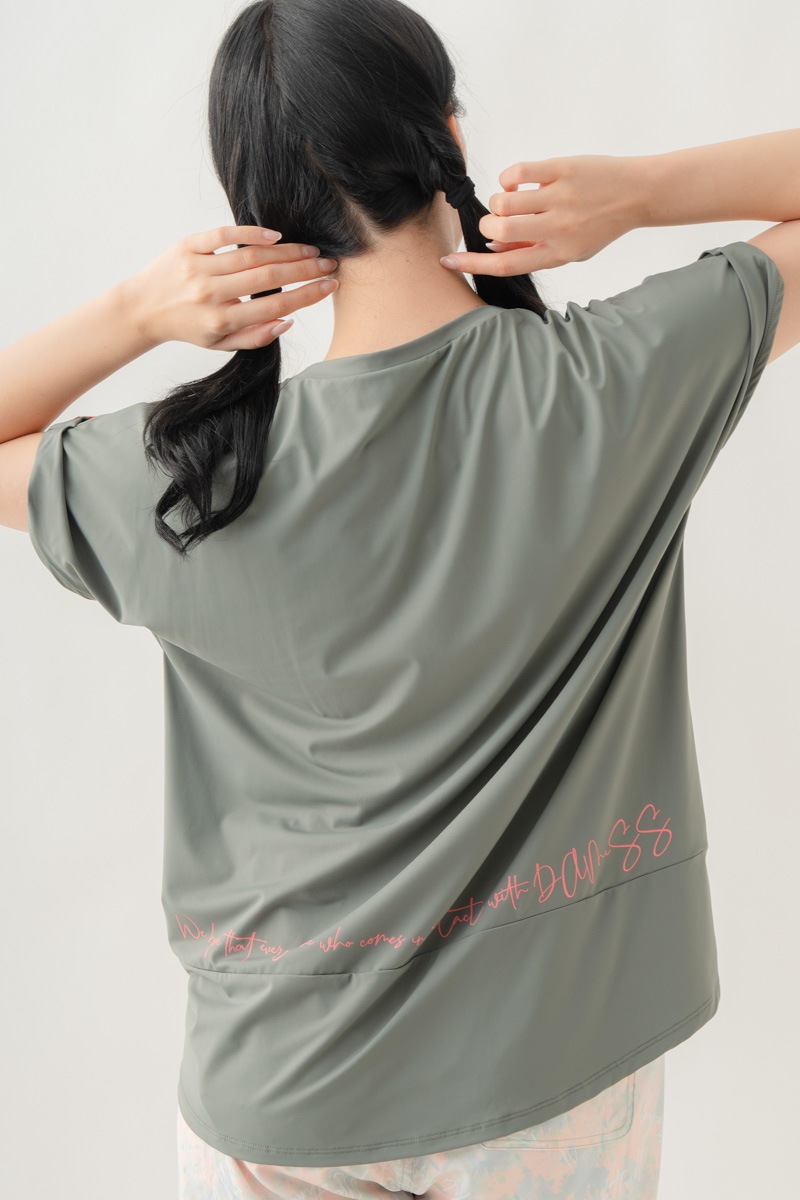 【先行割10％OFF】　MixハートストーンＴシャツ カーキ 1634-1489【8/17まで】
