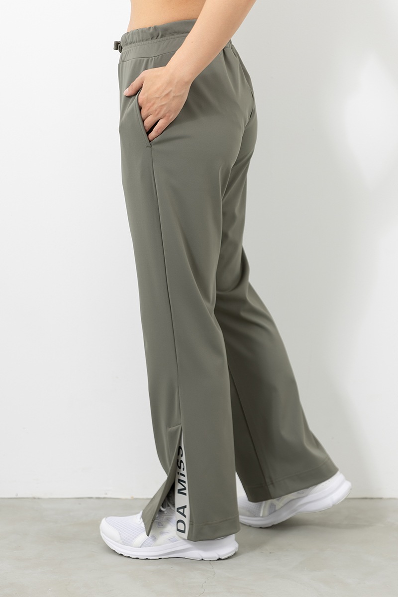 スリットロゴパンツ カーキ 1432-1203