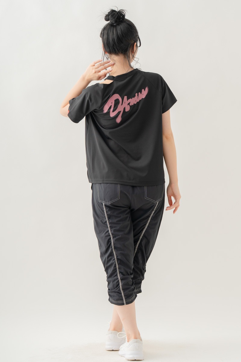 【先行割10％OFF】　AIRYパッカリングカプリパンツ ブラック 1631-1641【8/17まで】