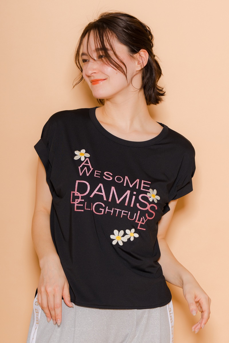 フラワー刺繍タックＴシャツ  ブラック　1534-1606