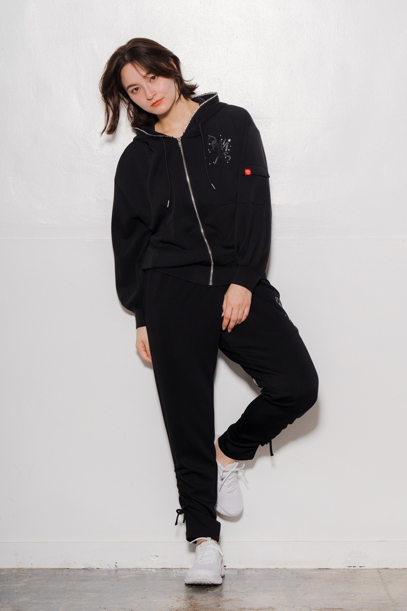 ラインストーンジップUPパーカー ブラック 1535-1424 | D SHOP 着心地