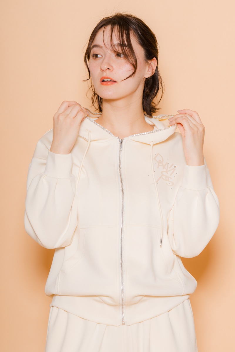 ラインストーンジップUPパーカー　アイボリー　1535-1424 