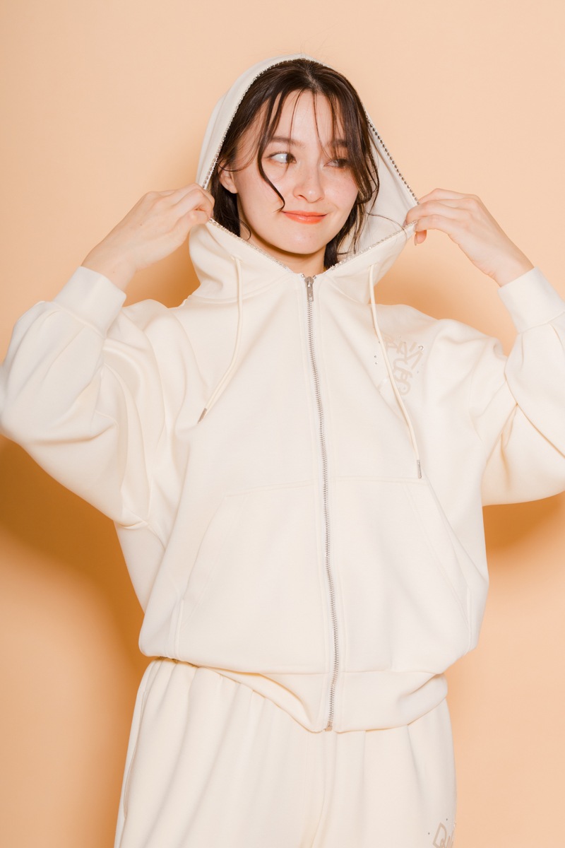 ラインストーンジップUPパーカー　アイボリー　1535-1424 