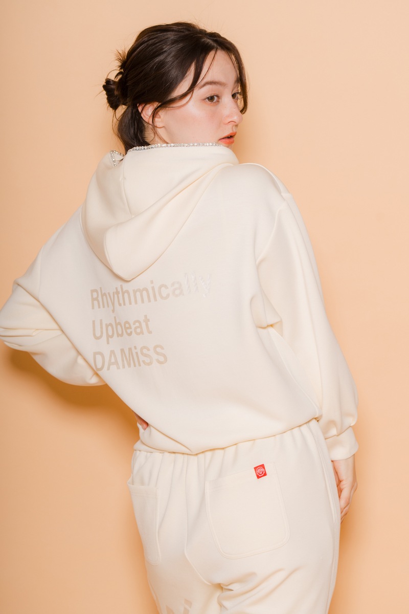 ラインストーンジップUPパーカー　アイボリー　1535-1424 