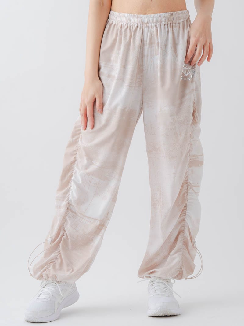 Airyシャーリングプリントパンツ  ベージュ  1632-1801