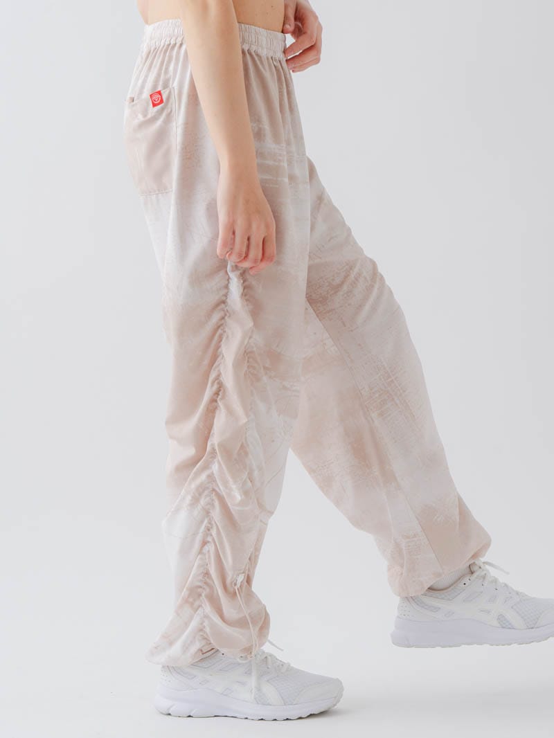 Airyシャーリングプリントパンツ  ベージュ  1632-1801
