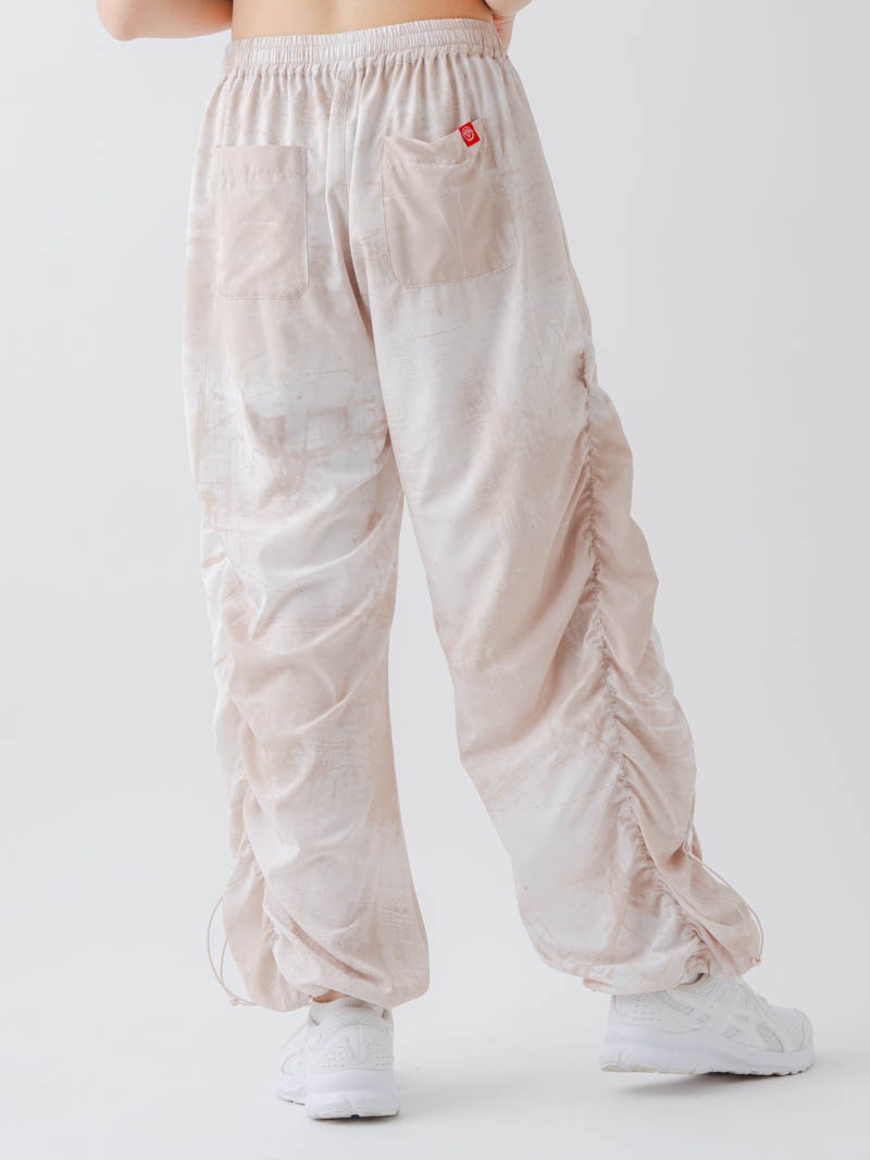 Airyシャーリングプリントパンツ  ベージュ  1632-1801