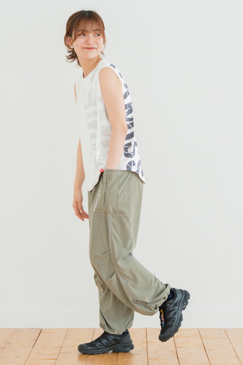 Airyワイドカーゴパンツ カーキ 1532-1434