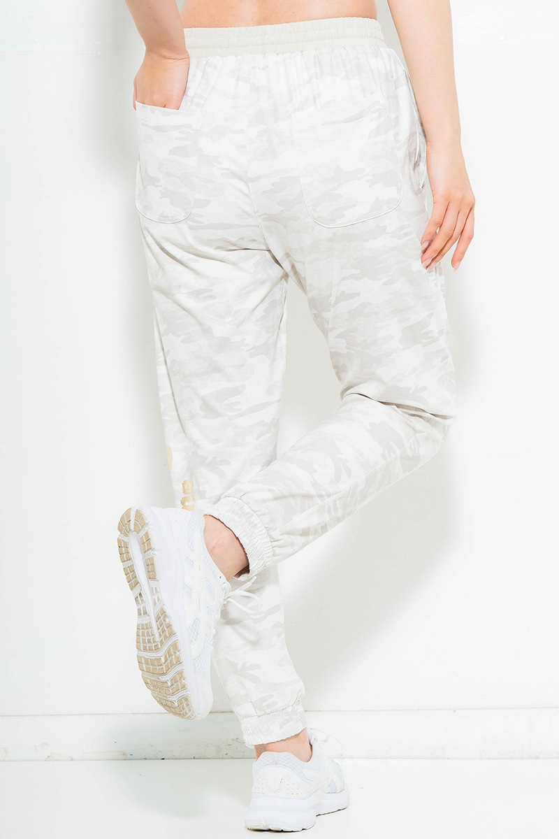 【先行割10％OFF】　迷彩ニットジョガーパンツ ベージュ　1632-1477【6/12まで】