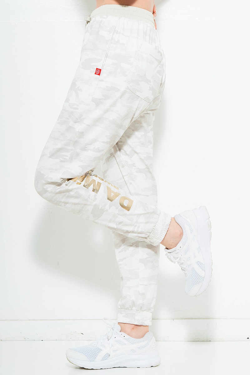 【先行割10％OFF】　迷彩ニットジョガーパンツ ベージュ　1632-1477【6/12まで】