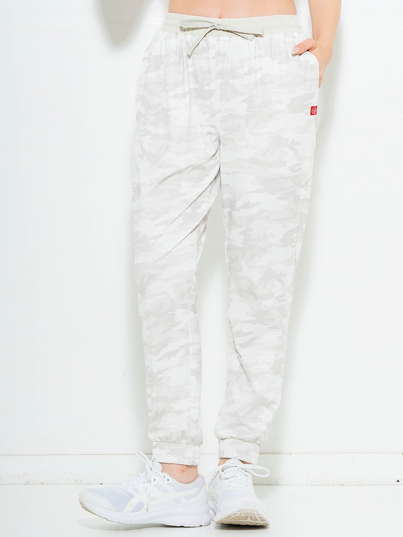 【先行割10％OFF】　迷彩ニットジョガーパンツ ベージュ　1632-1477【6/12まで】