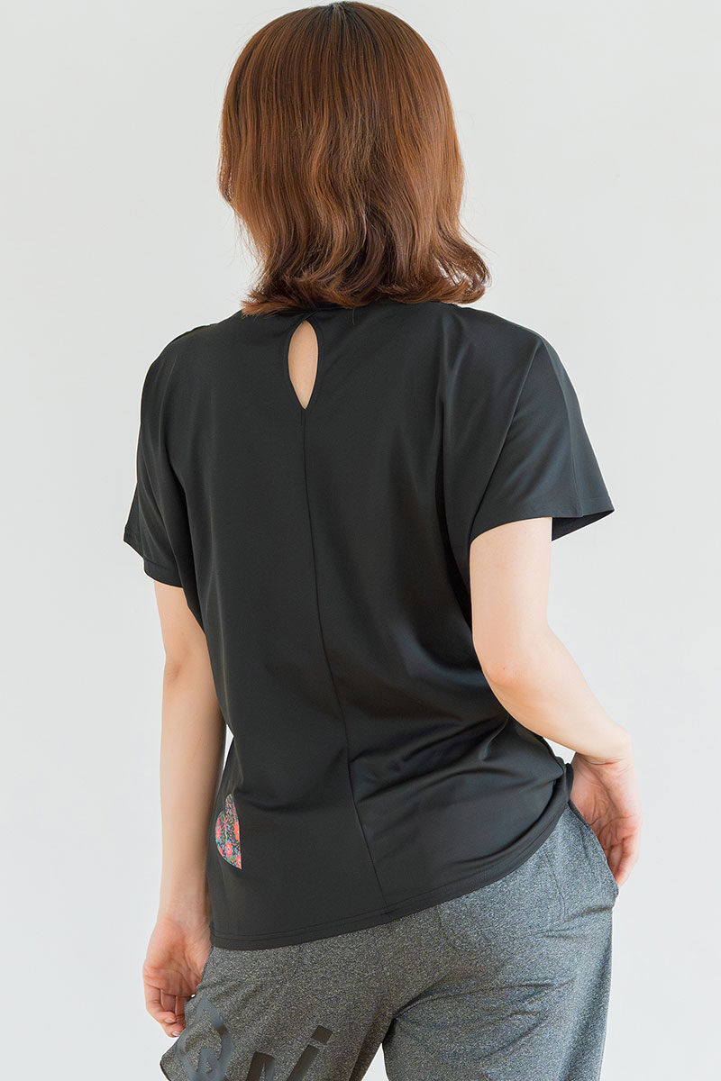 フローラルTシャツ ブラック 1534-1435 | D SHOP 着心地のいい高品質な