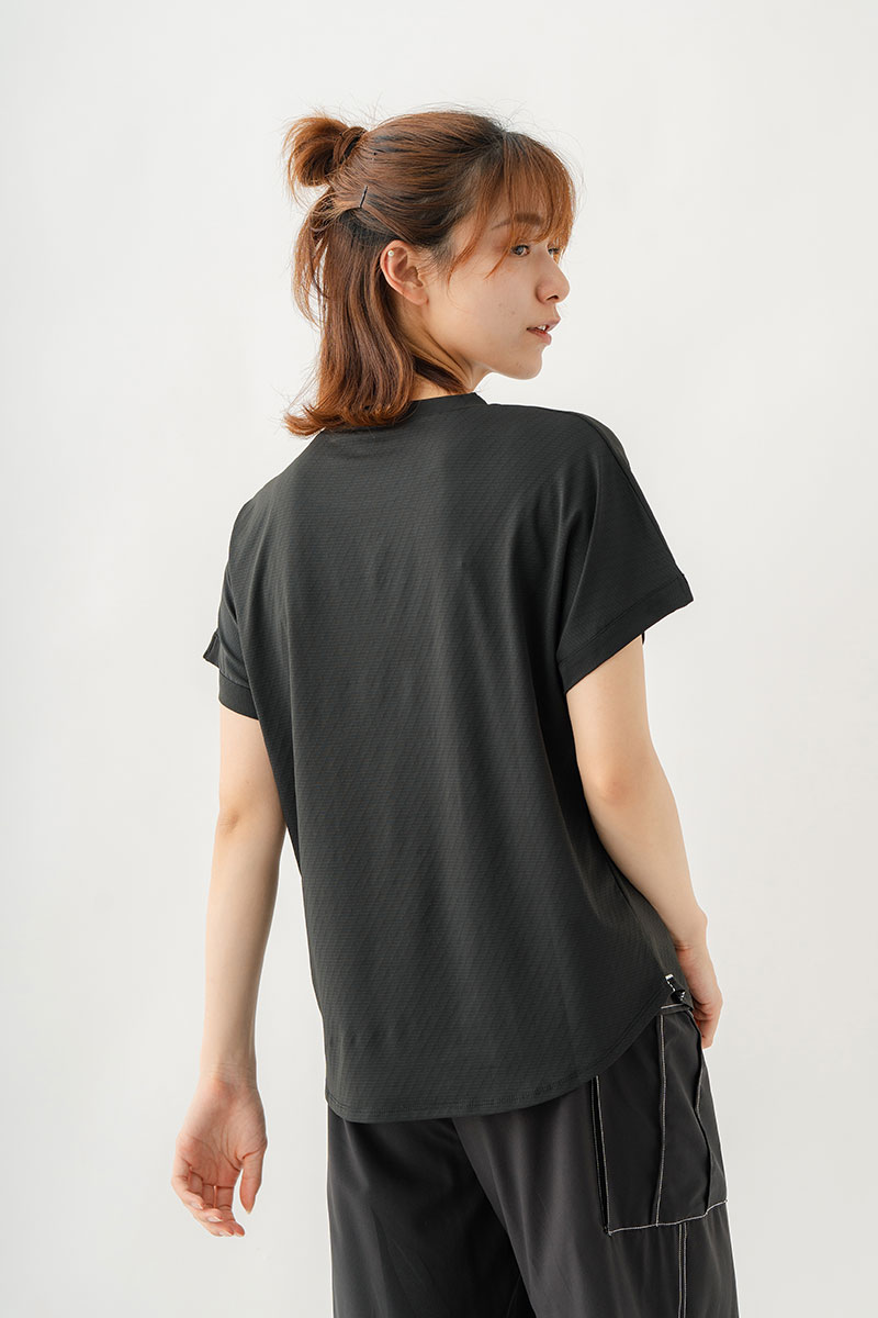 ボールドロゴTシャツ　ブラック　1534-1611