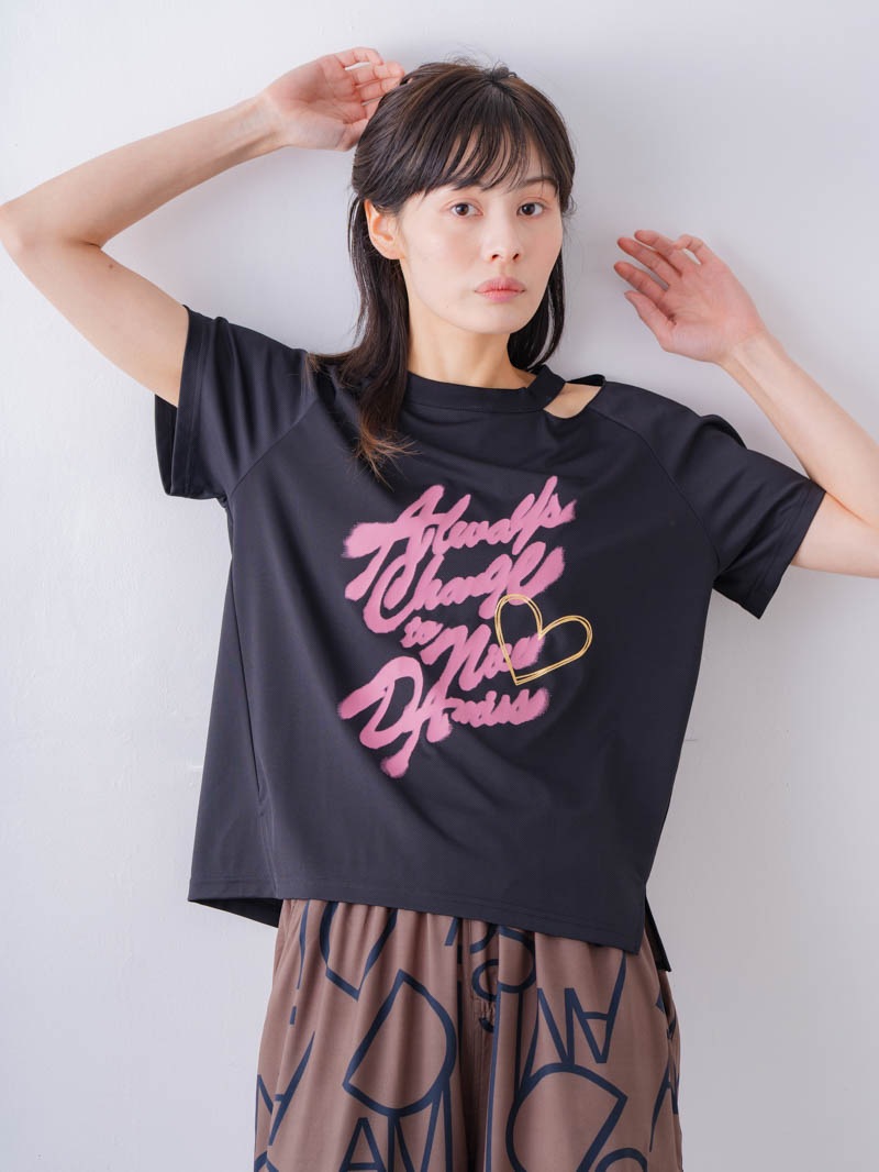 スプレーロゴ ウェッジ Tシャツ ブラック 1534-1456