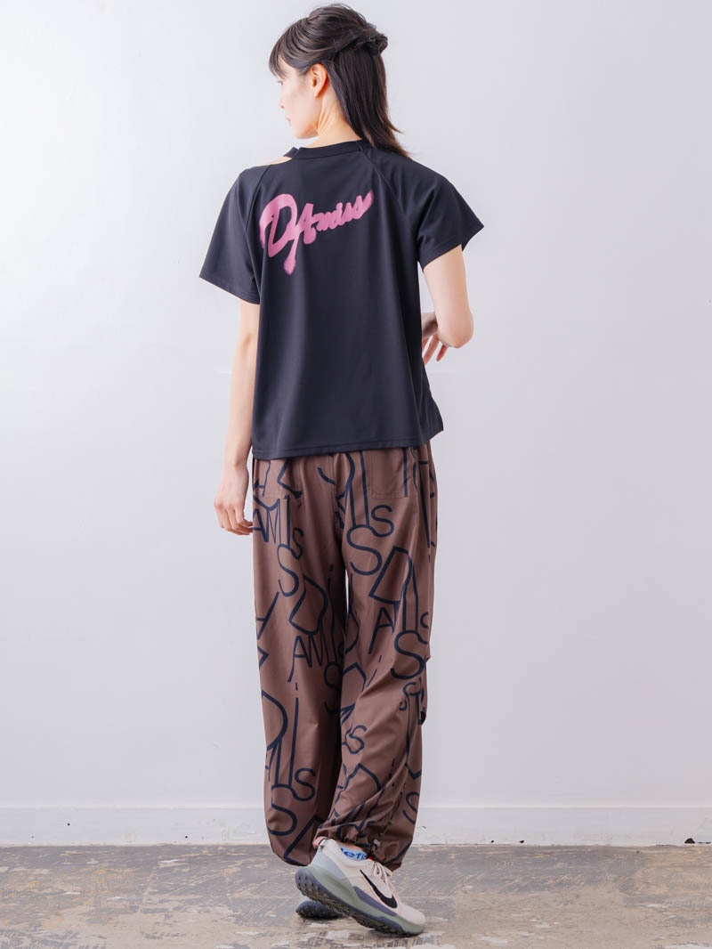 スプレーロゴ ウェッジ Tシャツ ブラック 1534-1456