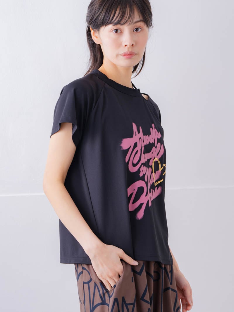 スプレーロゴ ウェッジ Tシャツ ブラック 1534-1456