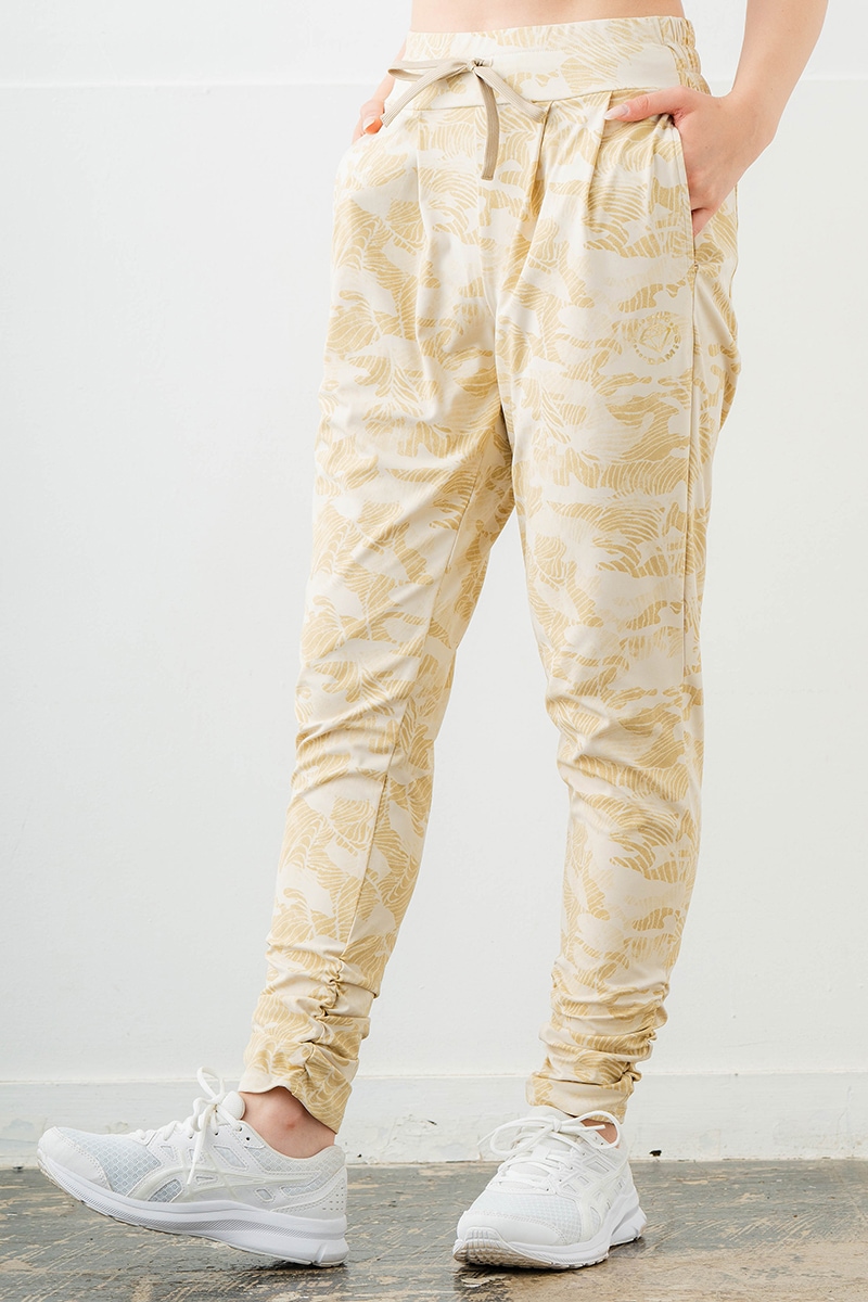 ジャカード風プリントパンツ ベージュ　5632-1483