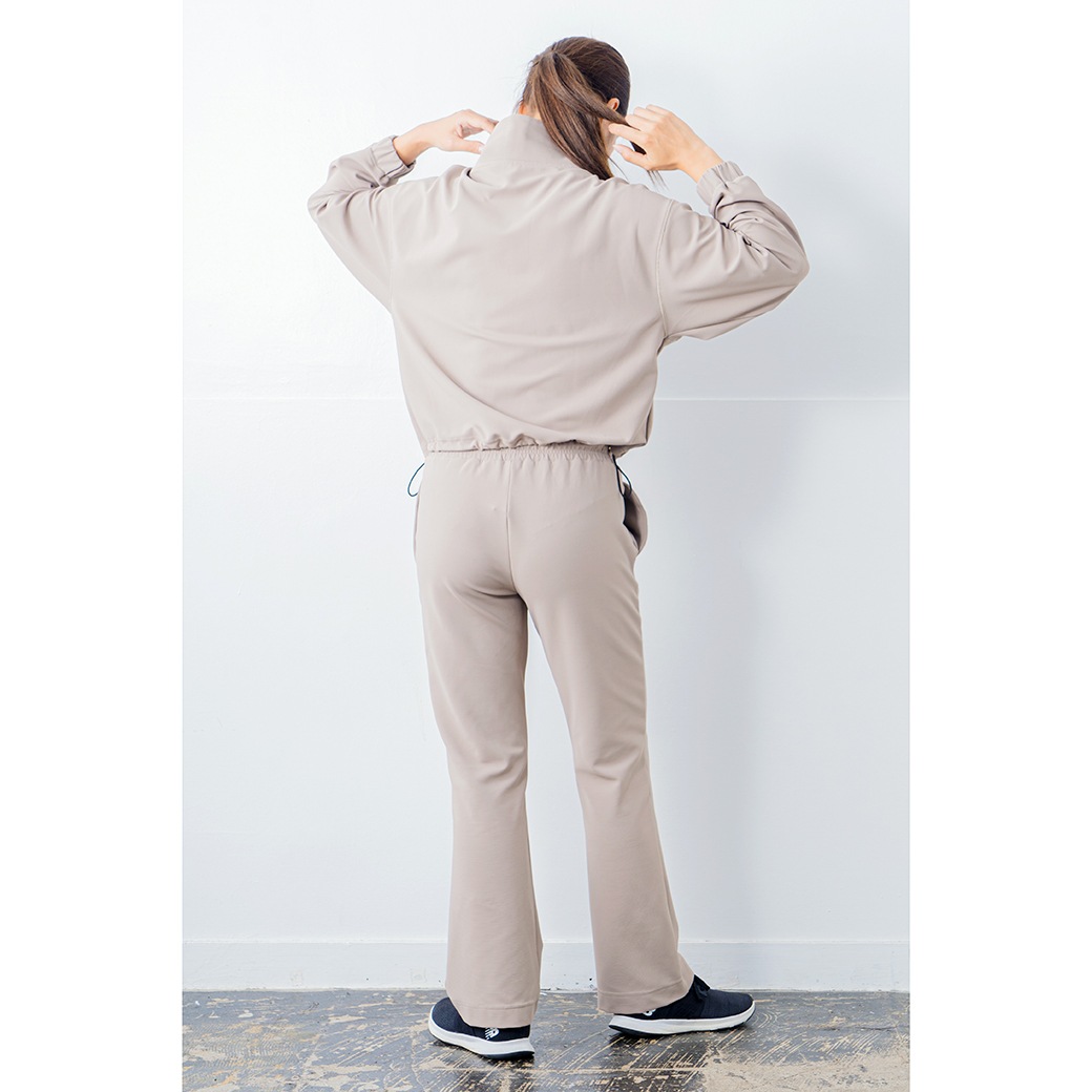 ラインストーンポイントブルゾン ベージュ 1335-1213