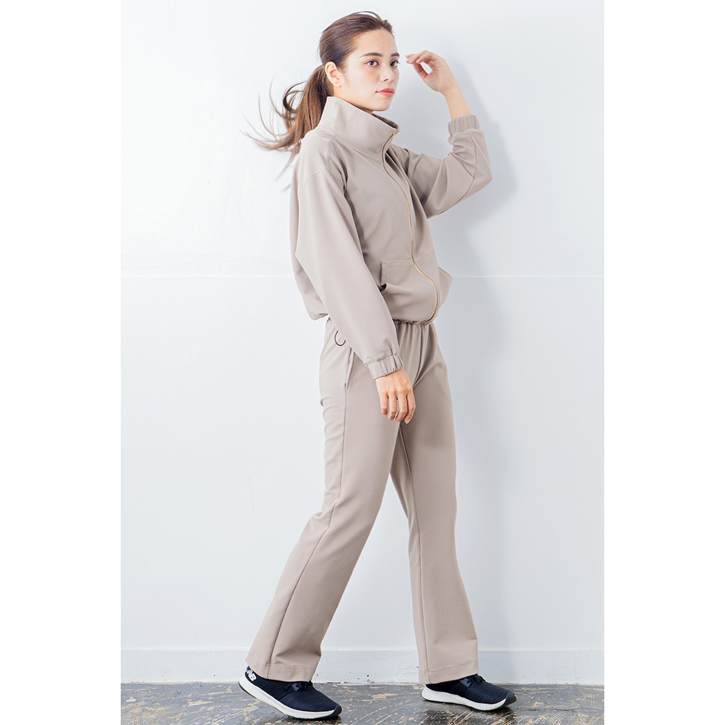 ラインストーンポイントブルゾン ベージュ 1335-1213