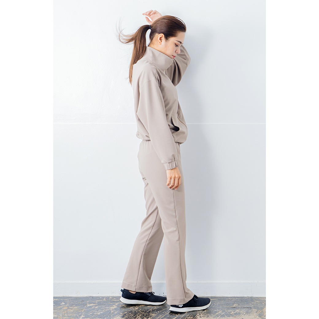 ラインストーンポイントブルゾン ベージュ 1335-1213