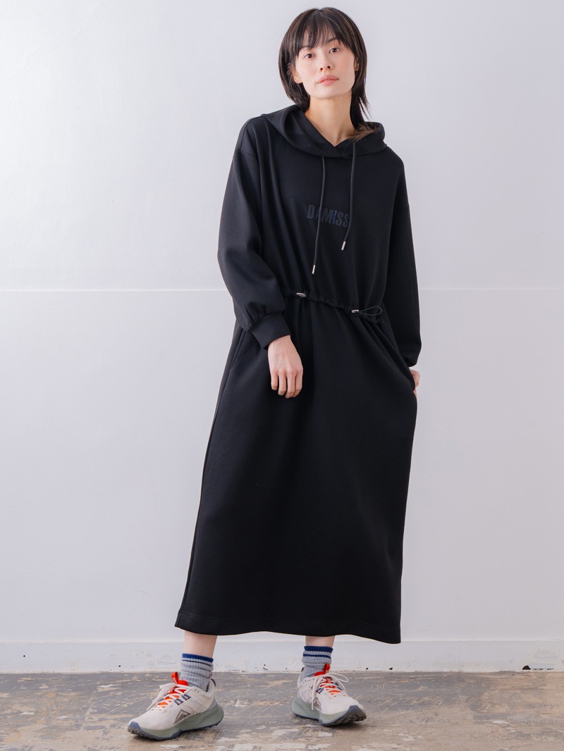 先行割10％OFF】 ソフトタッチ フードワンピース ブラック 1558-1460