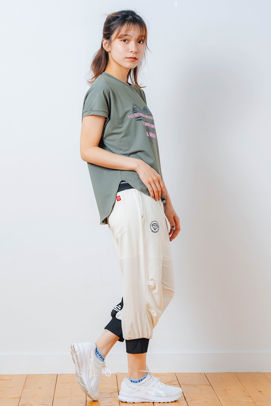 Airy カプリ パンツ アイボリー 1531-1444