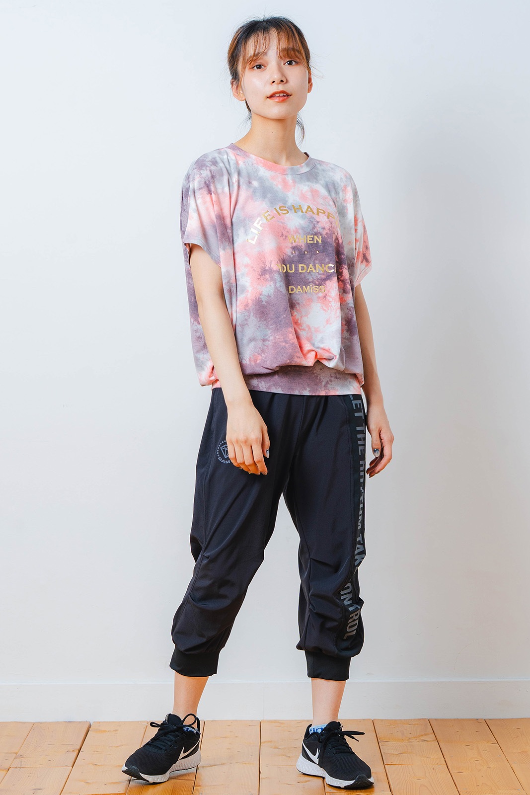 Airy カプリ パンツ ブラック 1531-1444