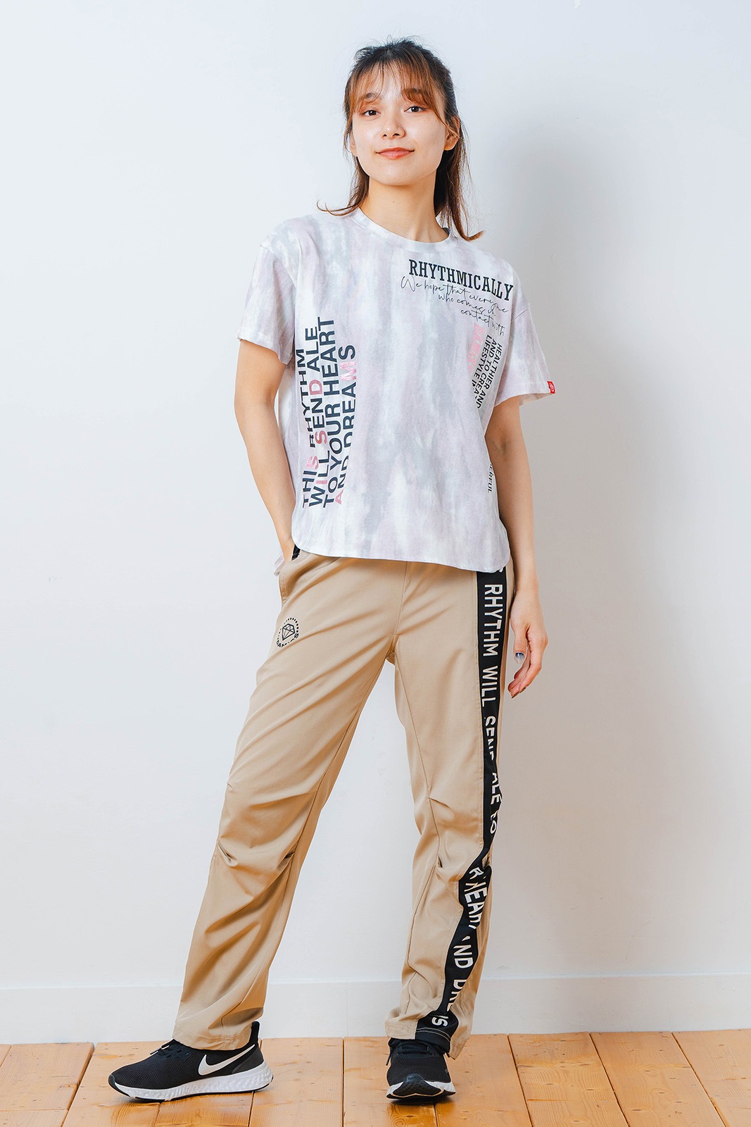 Airy スタンダード パンツ ベージュ 1532-1445