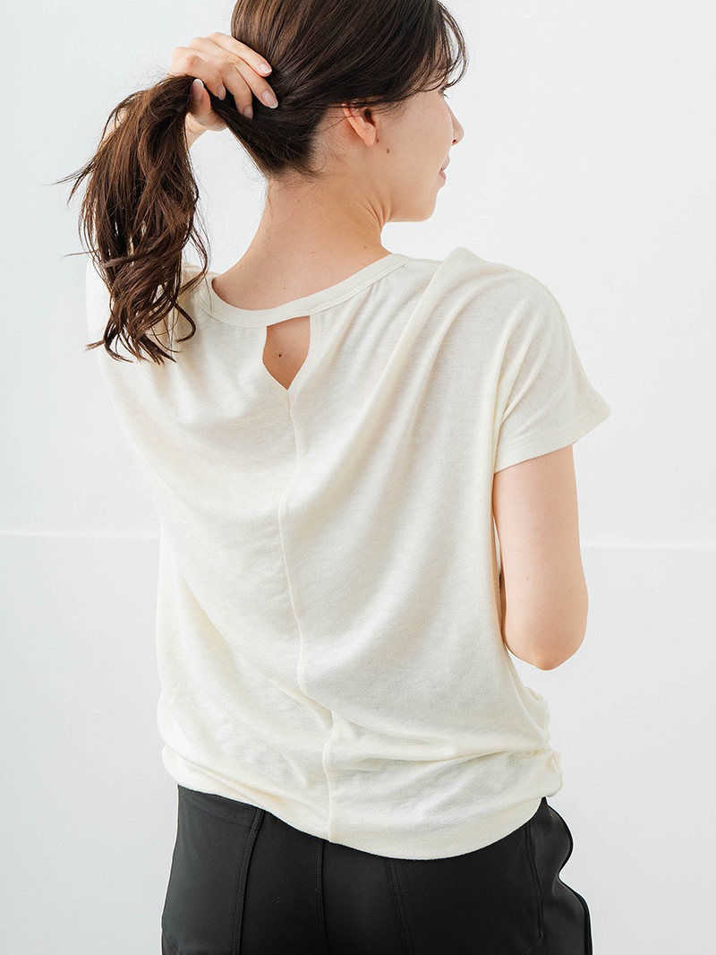 刺繍モチーフリヨセルTシャツ アイボリー　5634-1629