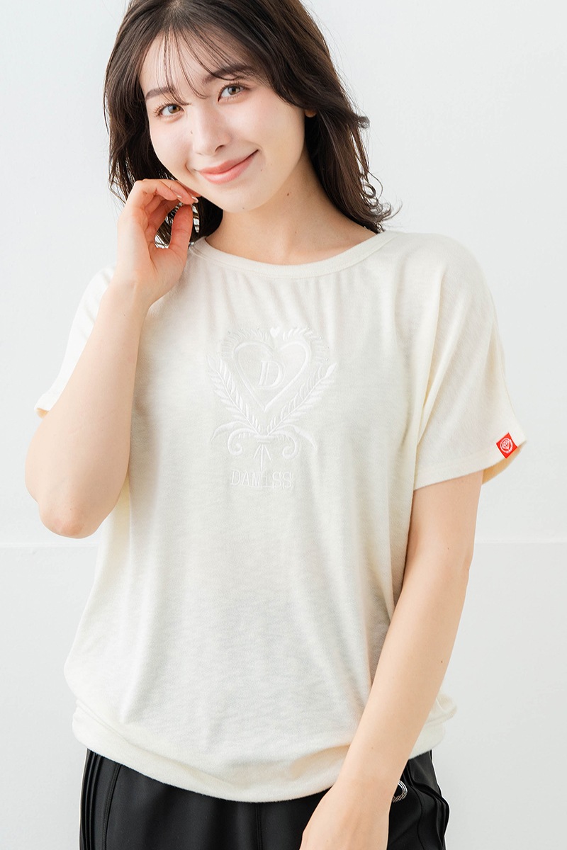 刺繍モチーフリヨセルTシャツ アイボリー　5634-1629