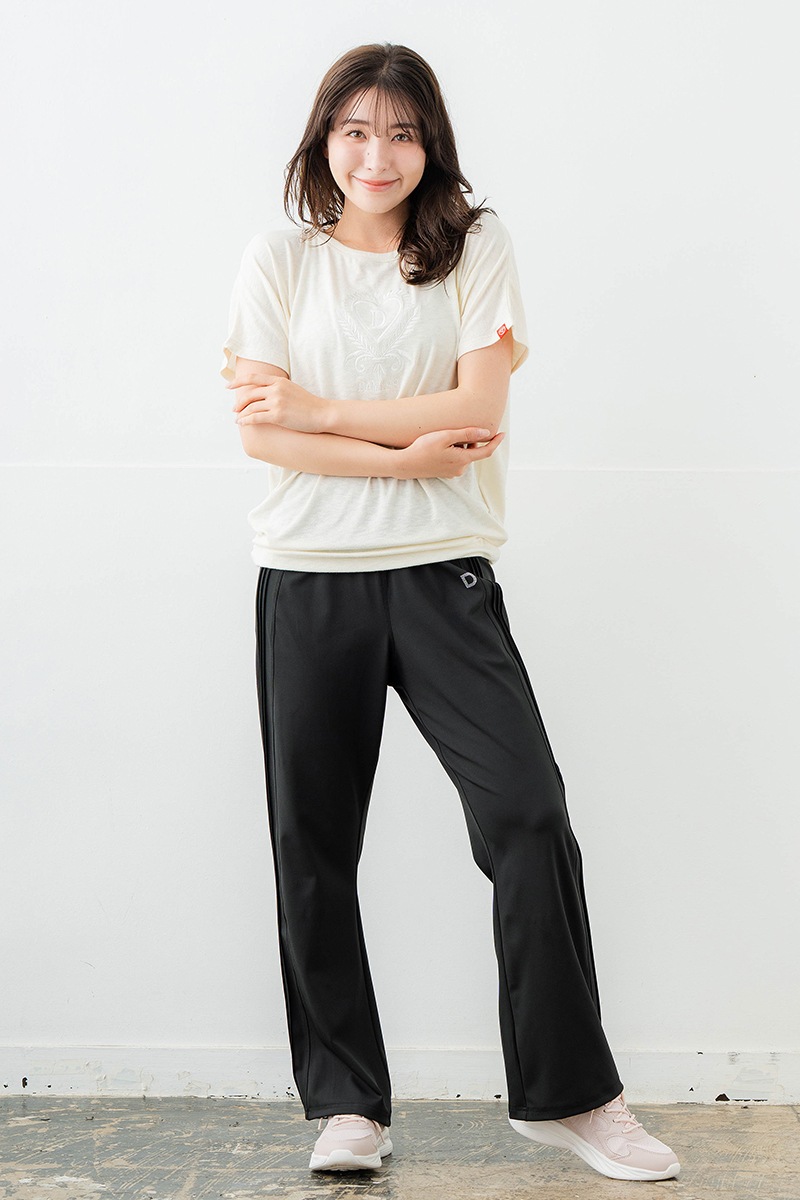 刺繍モチーフリヨセルTシャツ アイボリー　5634-1629