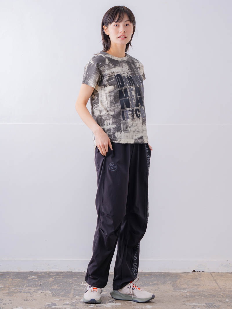 ブロックフォームロゴ Ｔシャツ ホワイト 1534-1617