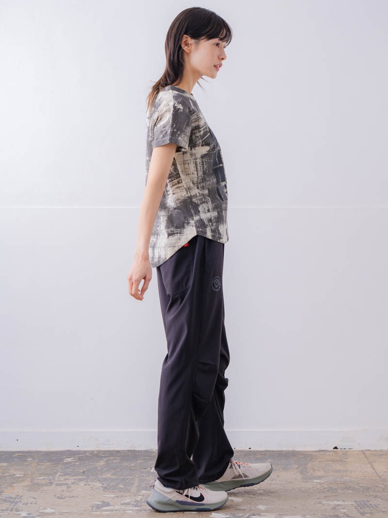 ブロックフォームロゴ Ｔシャツ ホワイト 1534-1617