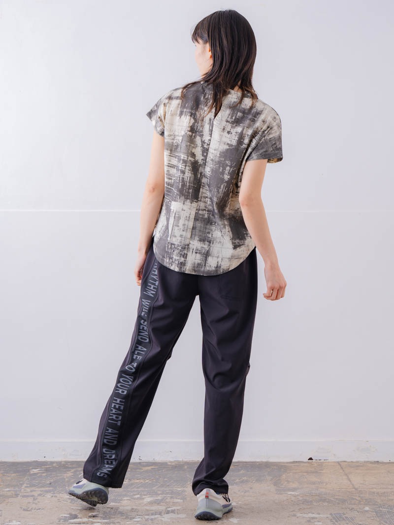 ブロックフォームロゴ Ｔシャツ ホワイト 1534-1617