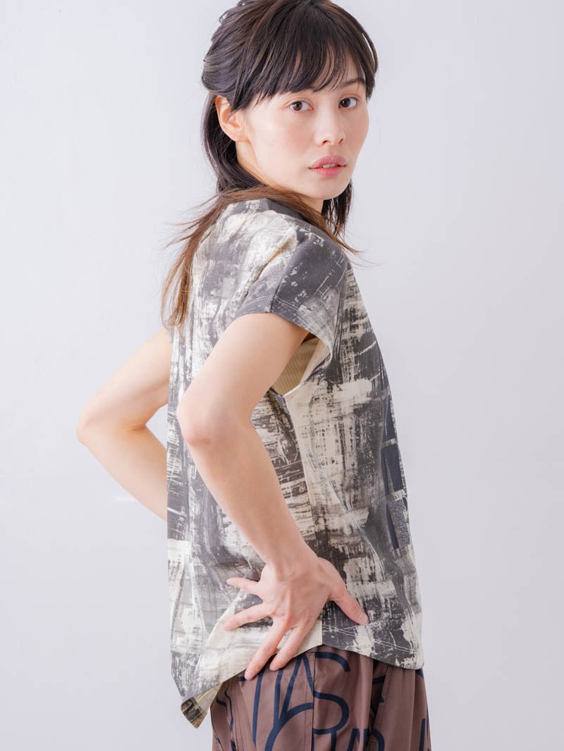 ブロックフォームロゴ Ｔシャツ ホワイト 1534-1617