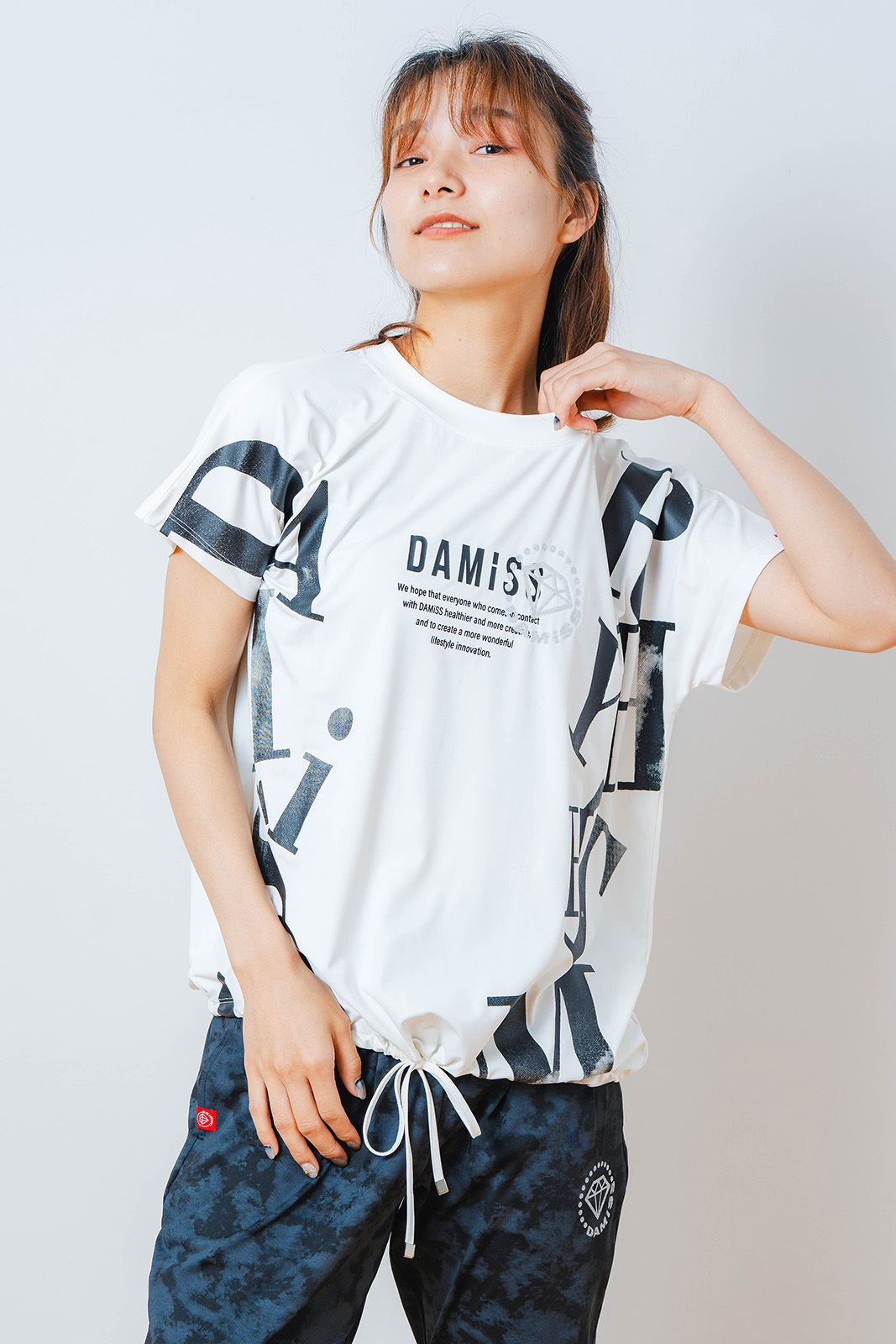 グラデーションテキスト Tシャツ ホワイト 1534-1449