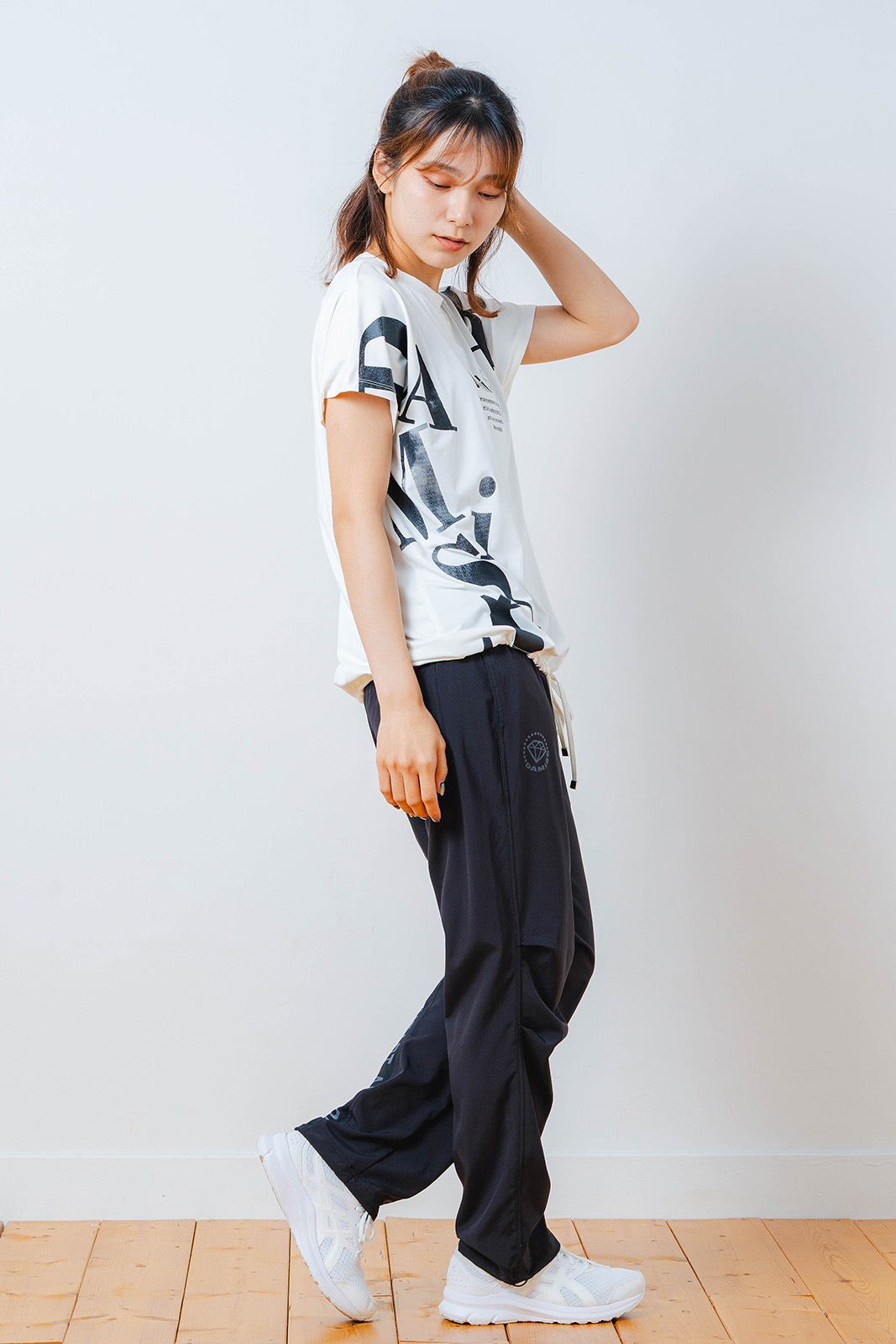 グラデーションテキスト Tシャツ ホワイト 1534-1449