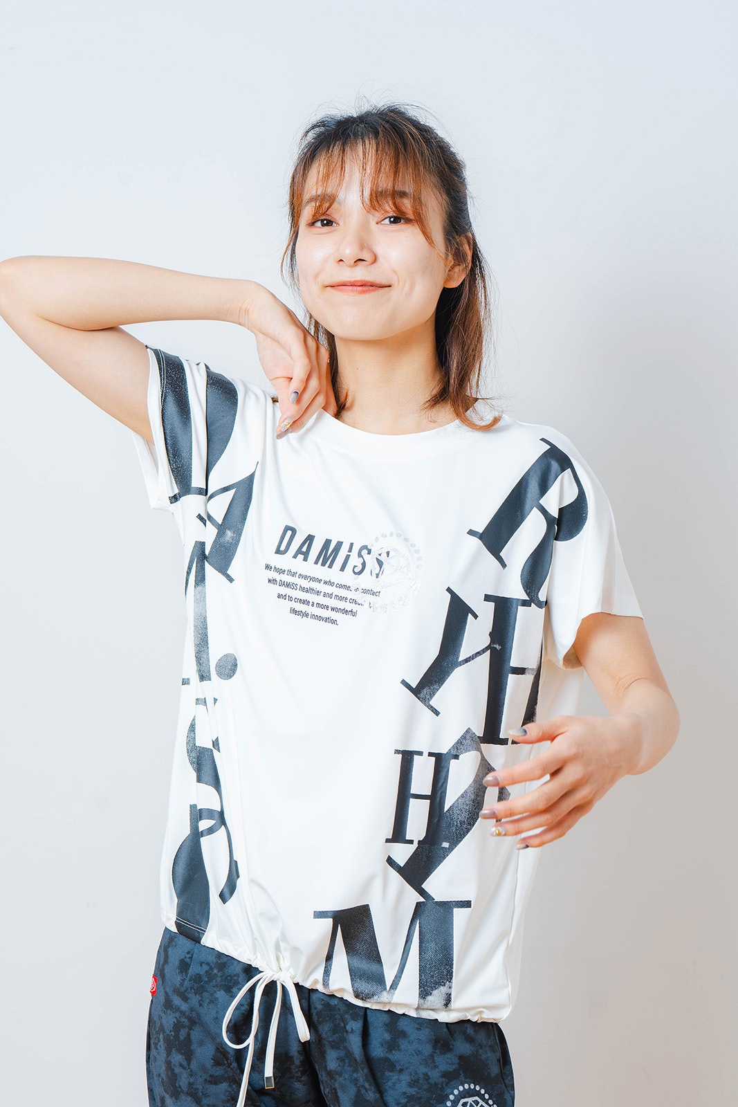 グラデーションテキスト Tシャツ ホワイト 1534-1449