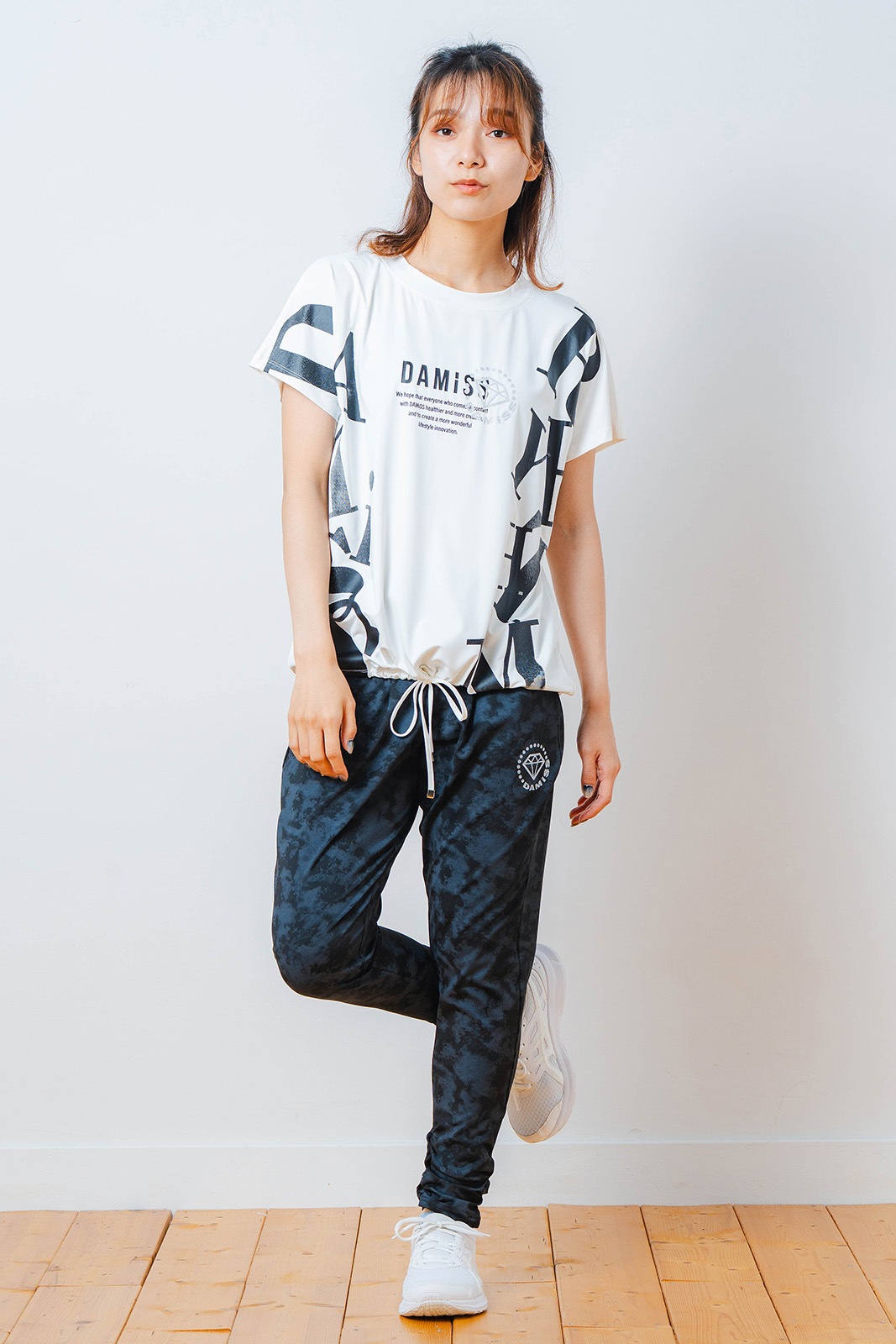 グラデーションテキスト Tシャツ ホワイト 1534-1449