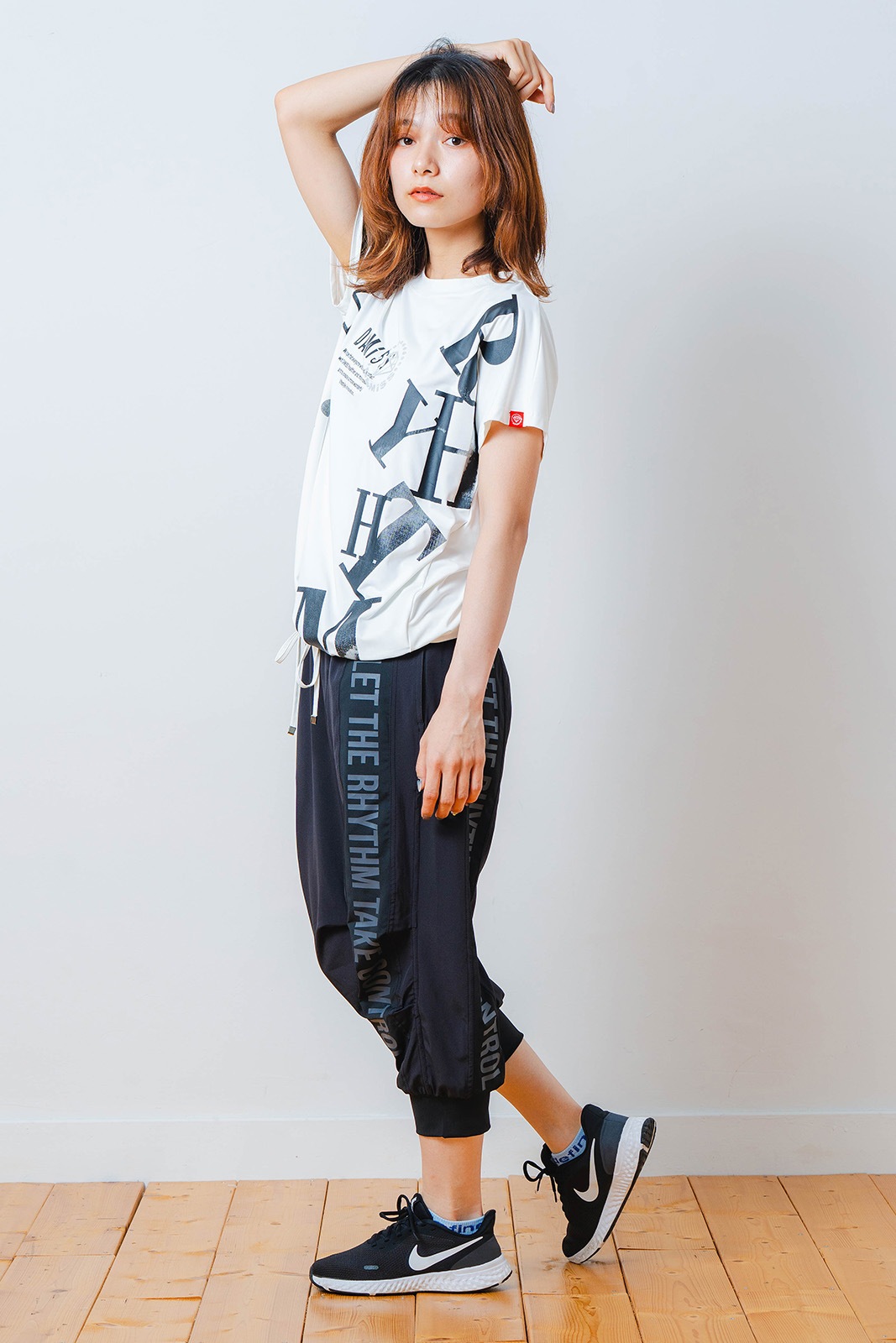 グラデーションテキスト Tシャツ ホワイト 1534-1449