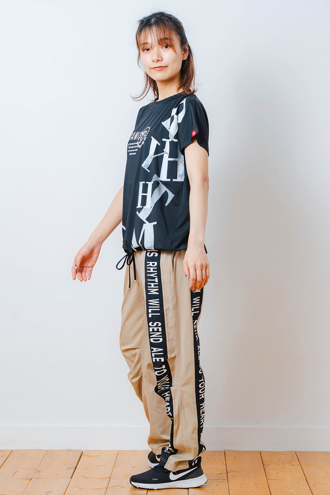 グラデーションテキスト Tシャツ ブラック 1534-1449