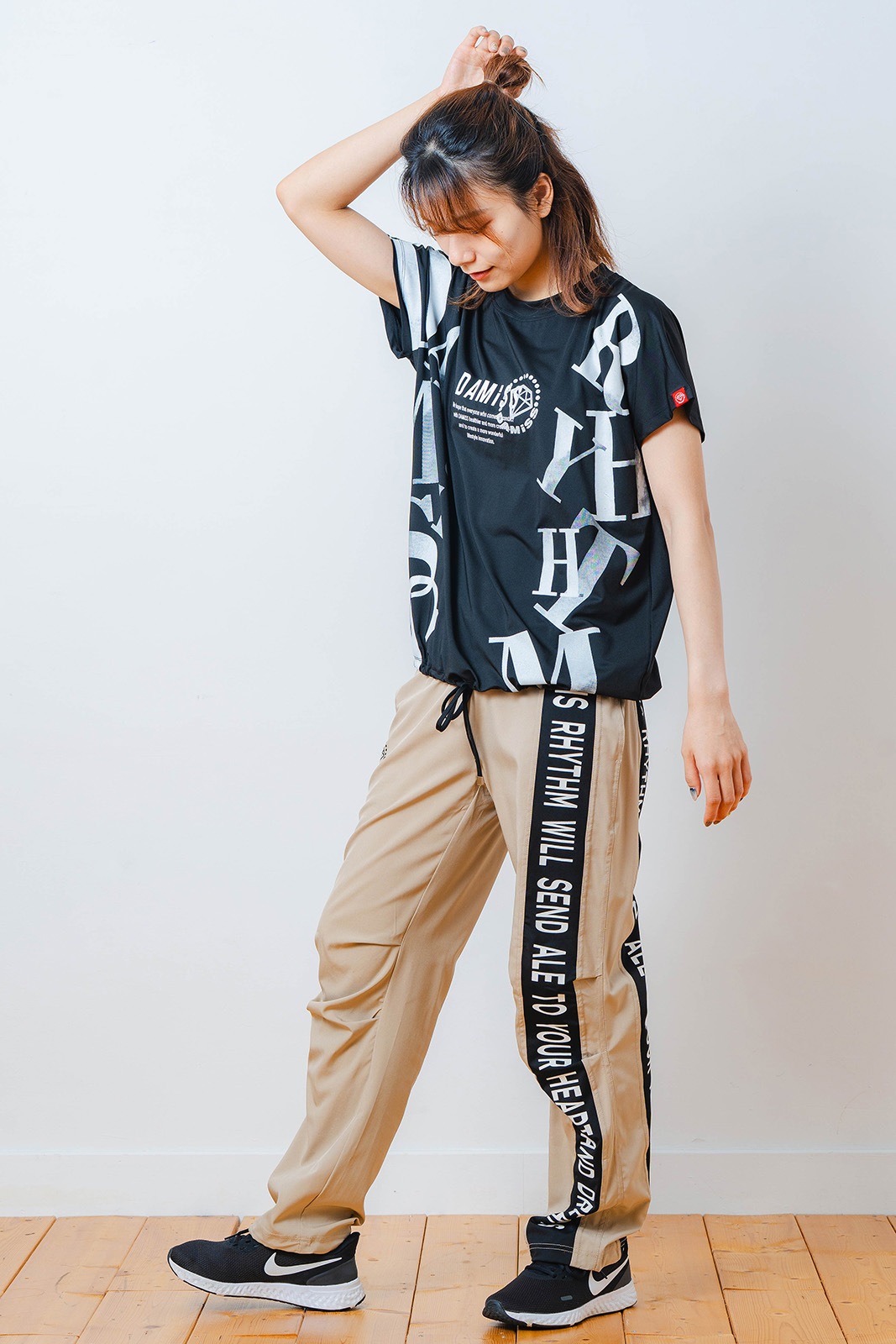 グラデーションテキスト Tシャツ ブラック 1534-1449